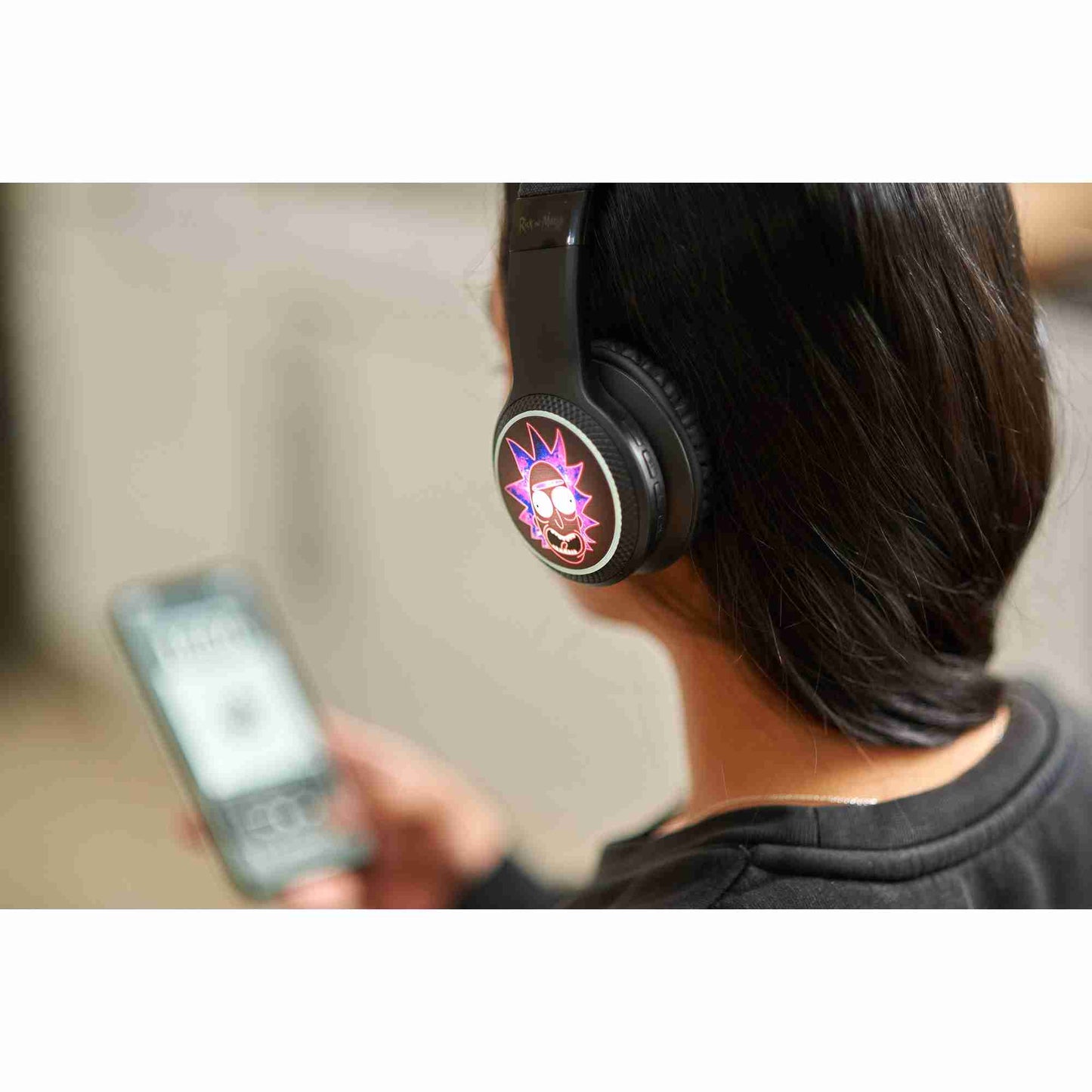 Lazerbuilt | Rick & Morty Light-Up Bluetooth Headphones
