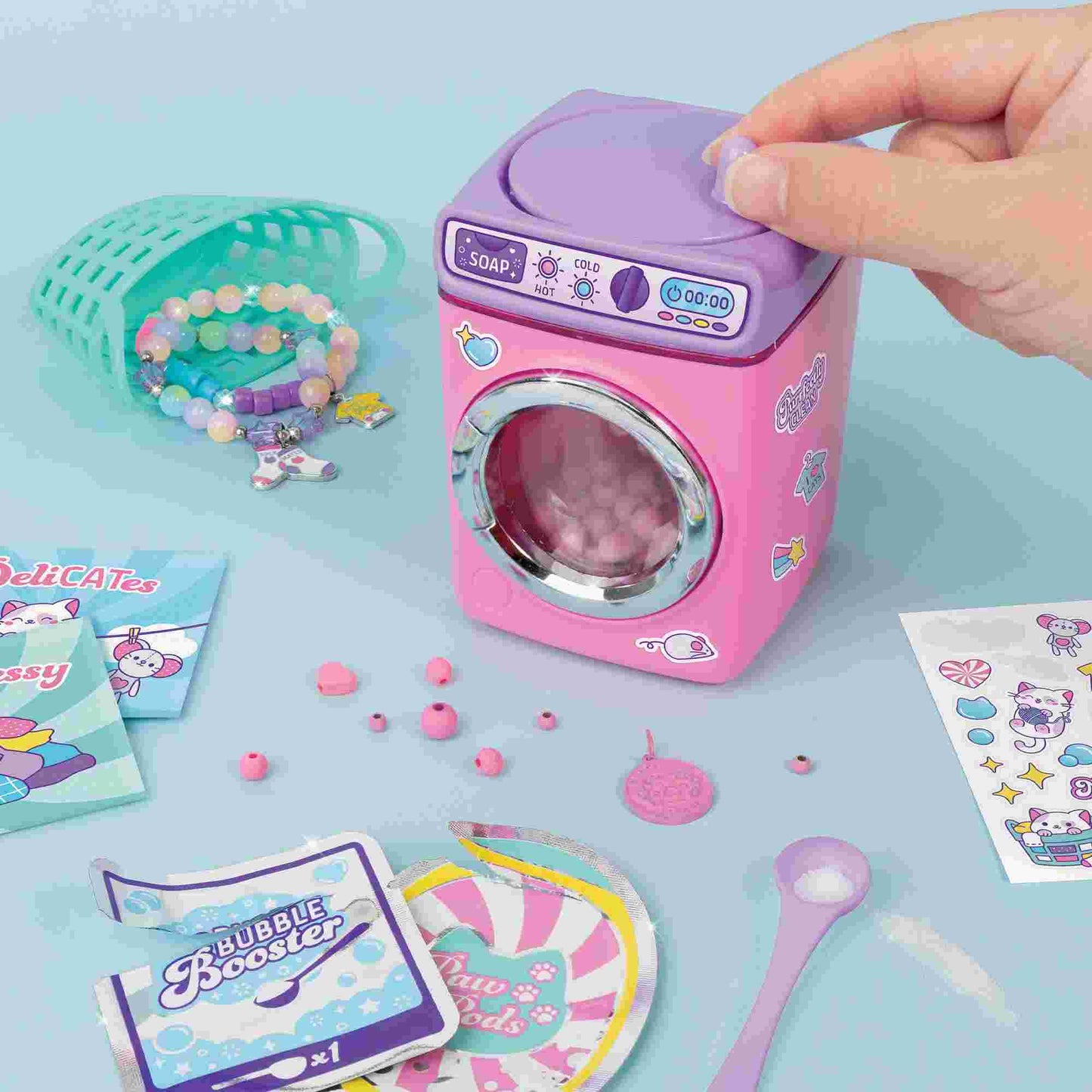 Make it Real | Purr-fect Wash ‘N Bead Bracelets