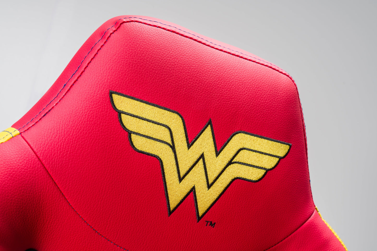 Subsonic | Wonder Woman Junior Gaming Chair